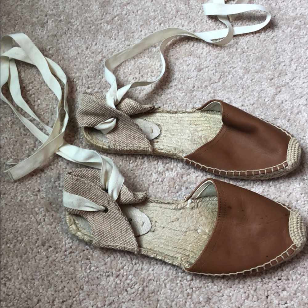 SOLD-Soludos tie ballet flats